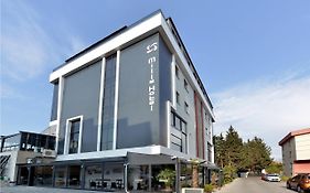 Mılls Hotel